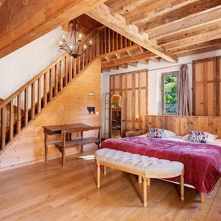 Le Chateau Des Girards Ferienhaus *